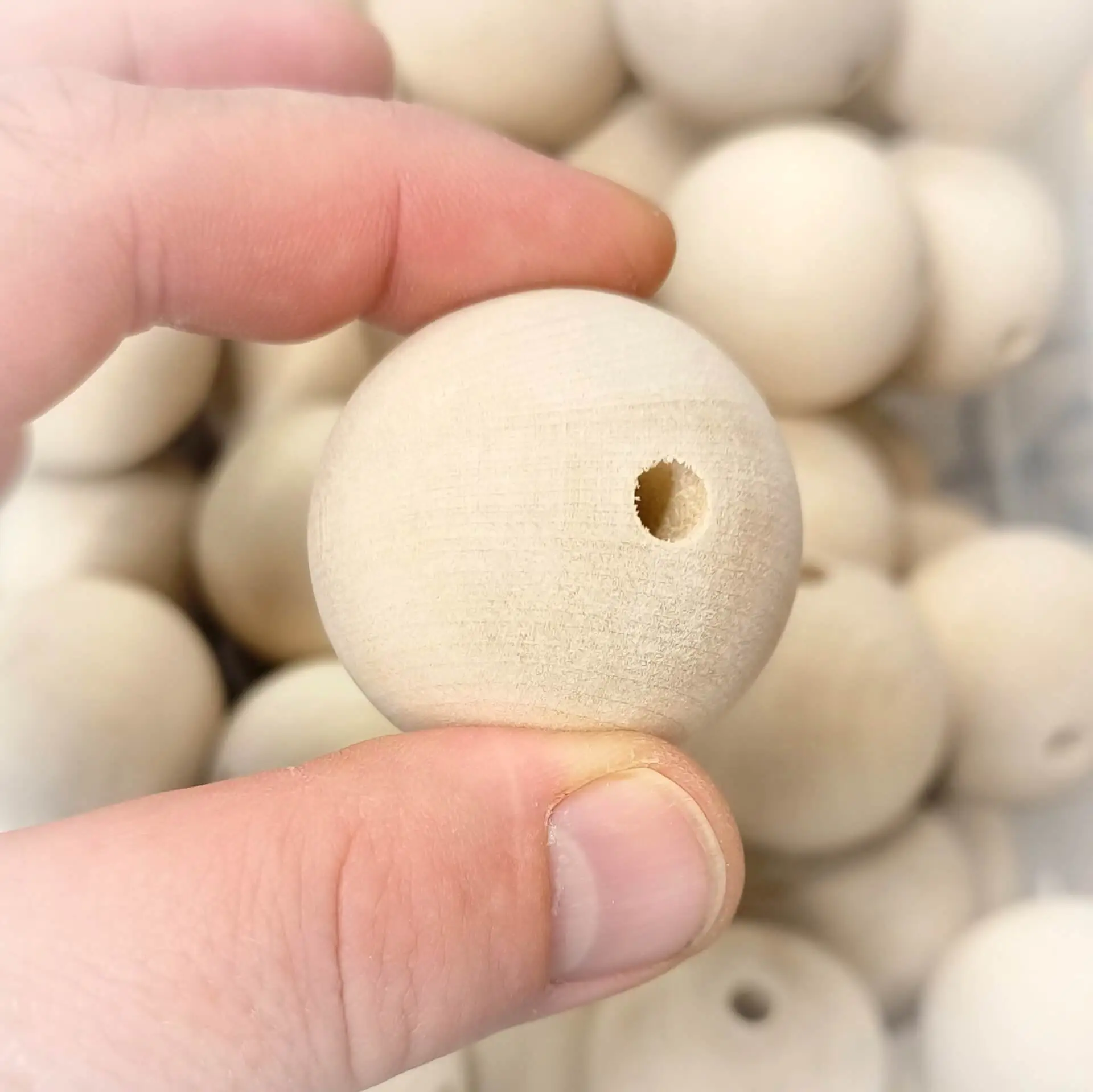 Wooden bead 40mm