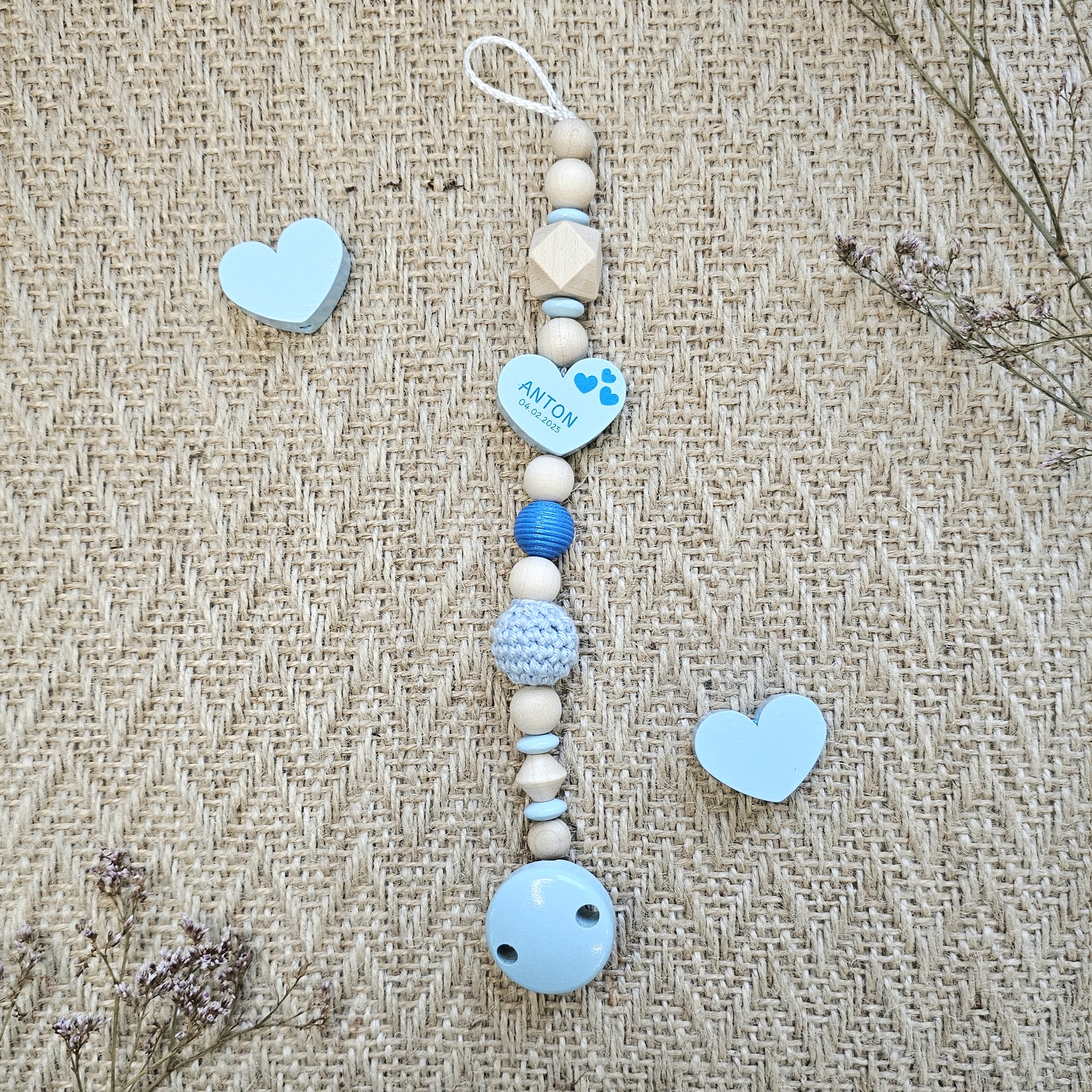 Personalisierte Schnullerkette (Bastelset) "Herz" babyblau