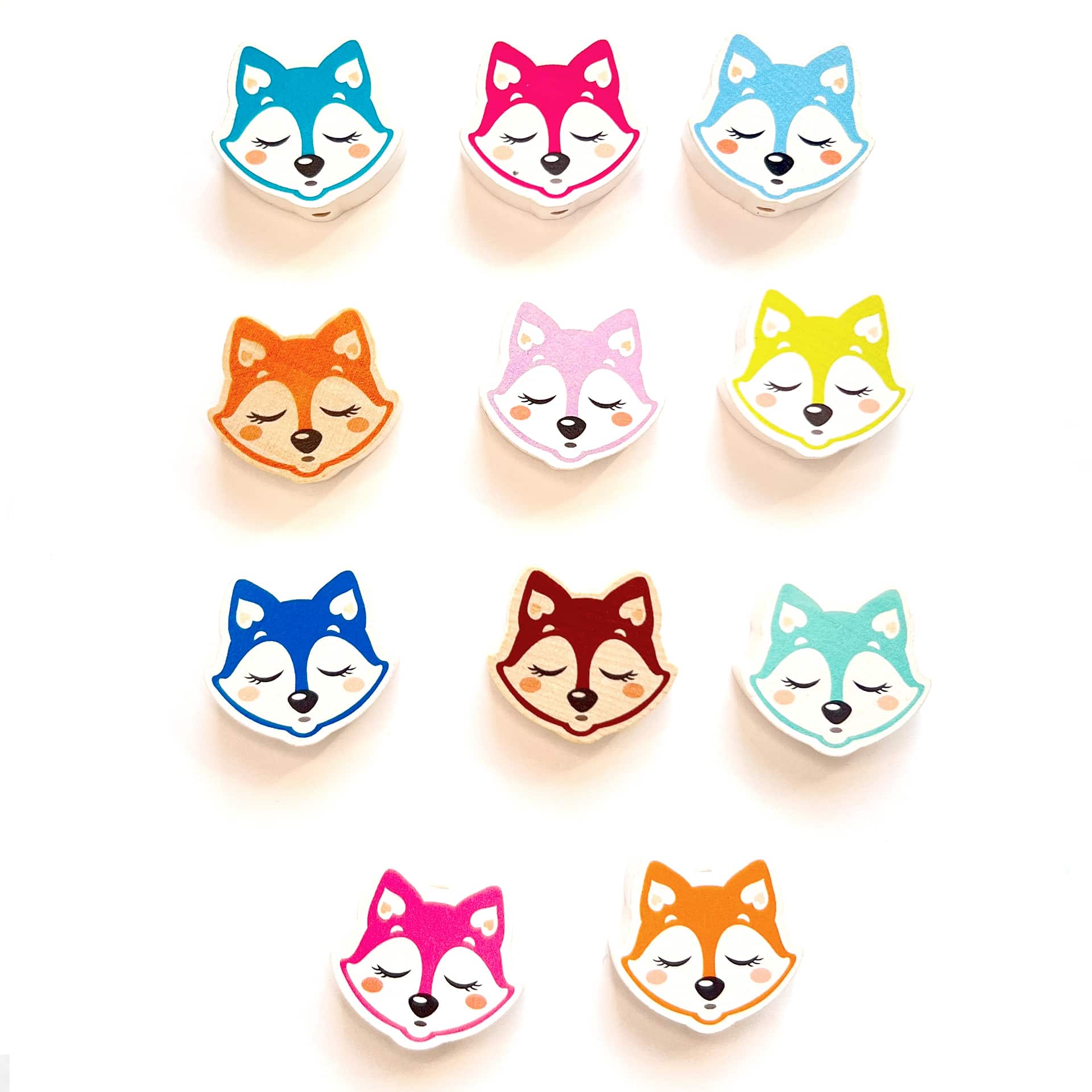 Sleeping fox motif bead