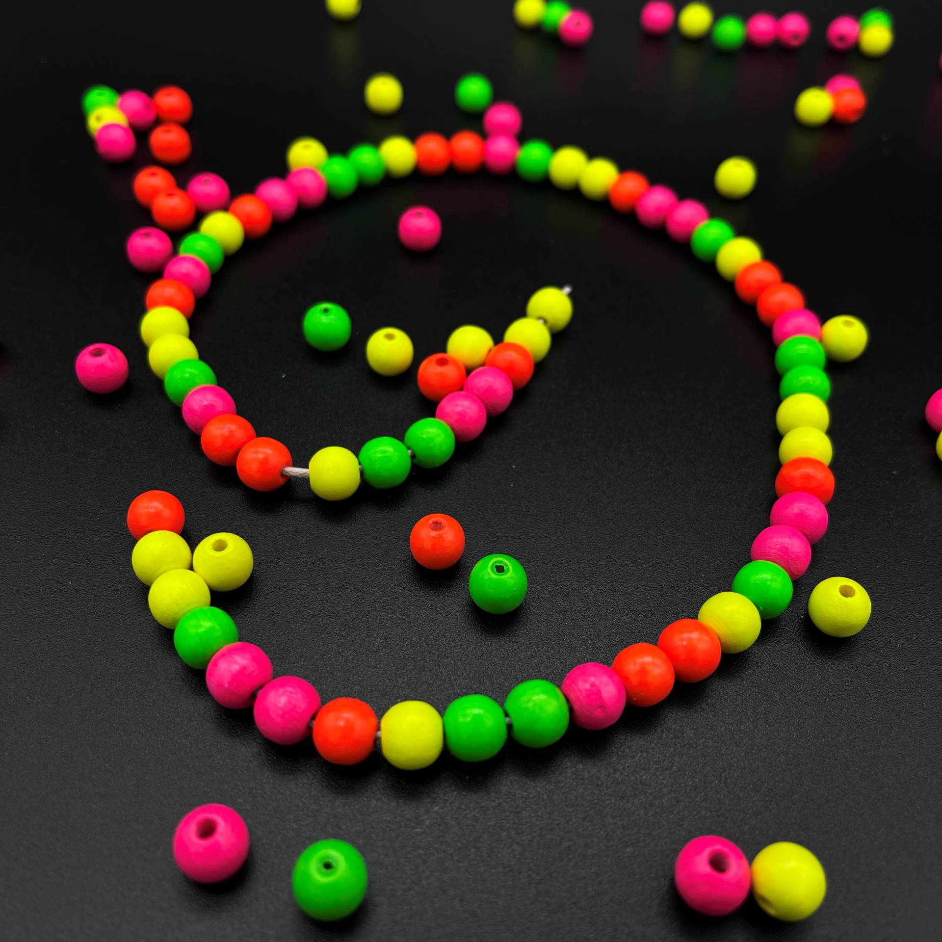 Neon beads 8mm - 50 pieces