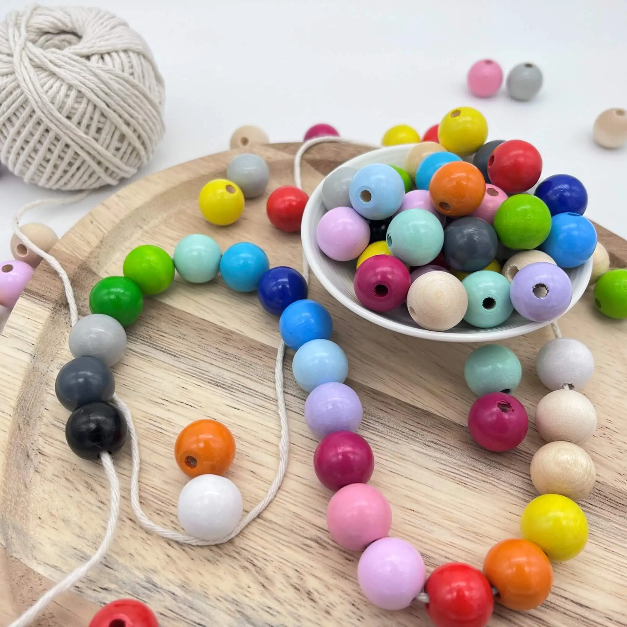 Wooden beads 15mm - 10 pieces